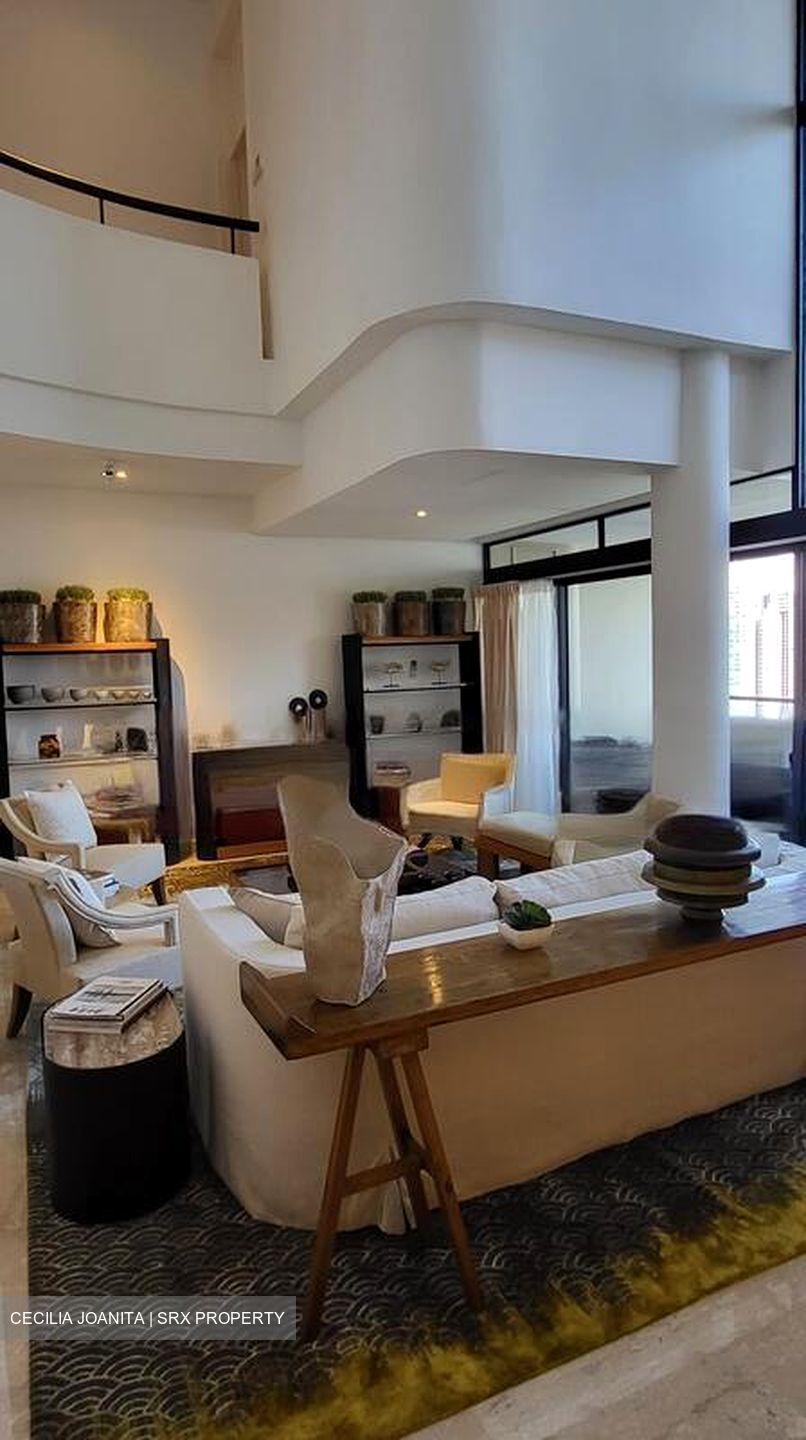 The Colonnade (D10), Condominium #461089391